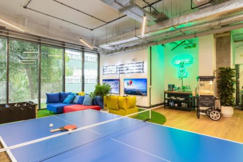 LivinnX Kraków – Leasing Office Ping Pong